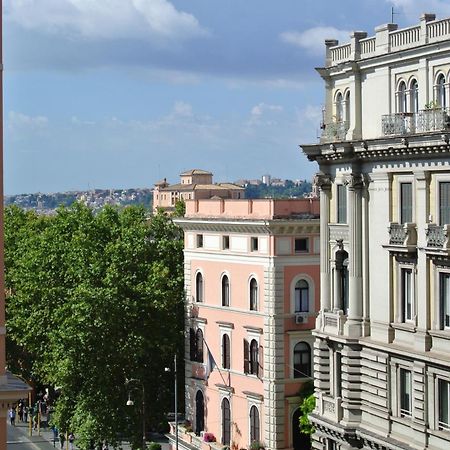 Le Petit Real Hotell Roma Eksteriør bilde